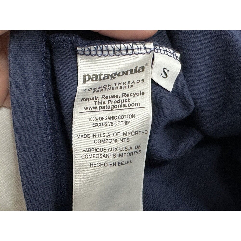 Men's Patagonia Fitz Roy Short Sleeve Shirt Size Small Navy Blue #38905 - Picture 9 of 12